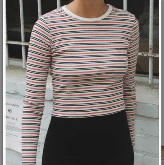 Brandy Melville Tops - Brandy Melville Top